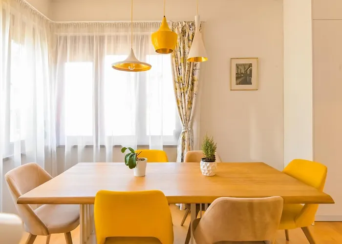 Designer Maisonette With Location By Flat Mаnager