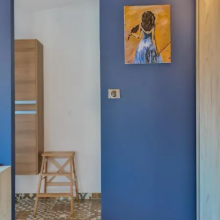 아파트 Designer Maisonette With Location By Flat Mаnager 소피아
