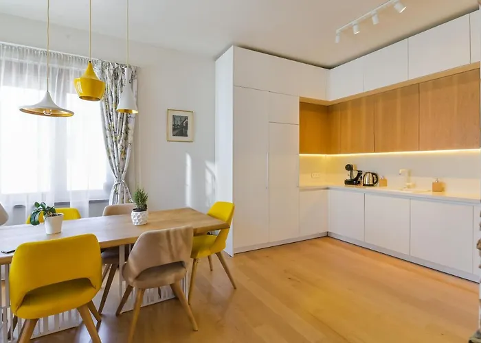 Designer Maisonette With Location By Flat Mаnager Appartement